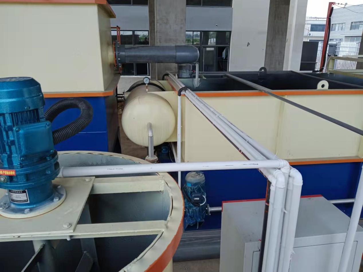 污水處理設(shè)備